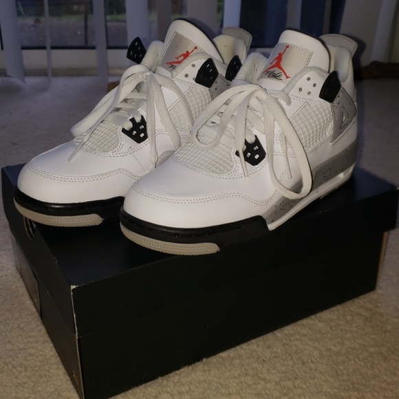 Air Jordan "White Cements" - Picture 1 of 5